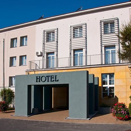 Brojan Hotell Jaworzno Eksteriør bilde