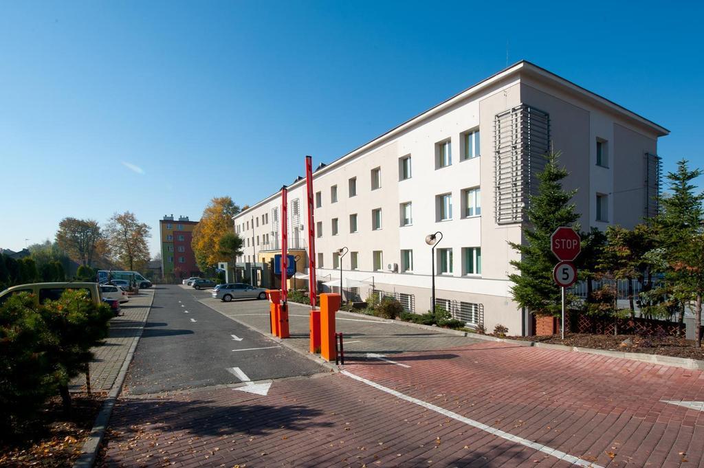 Brojan Hotell Jaworzno Eksteriør bilde